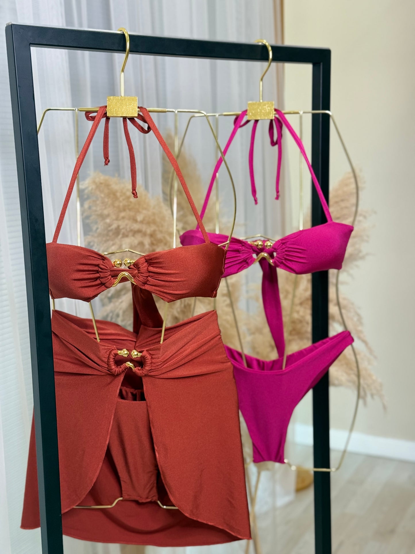 Bikini + Pareo