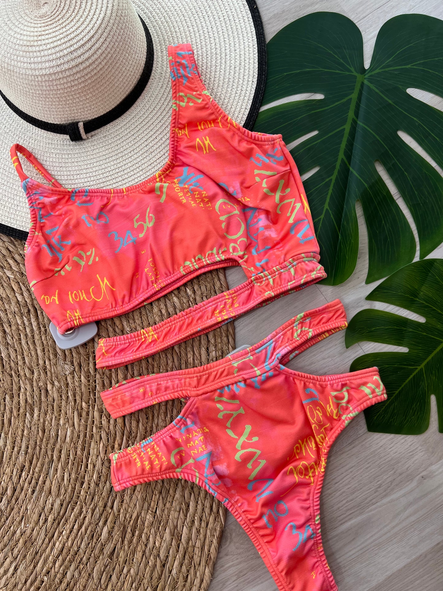 Crop-Top-Bikini